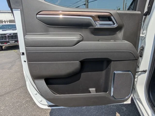 2026 Chevrolet Silverado 1500 LT Trail Boss - Photo 8