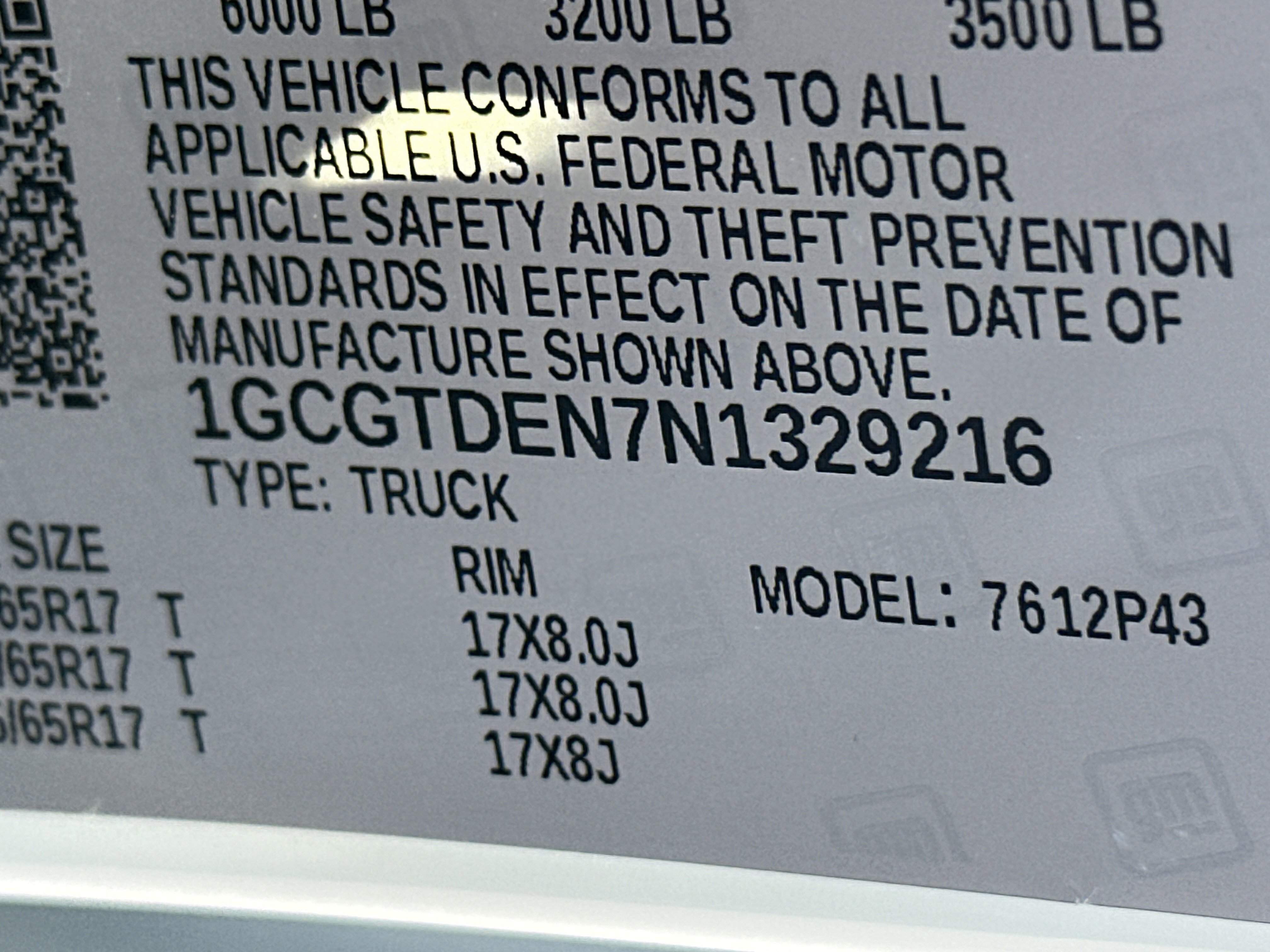Used 2022 Summit White Chevrolet Z71 image 33