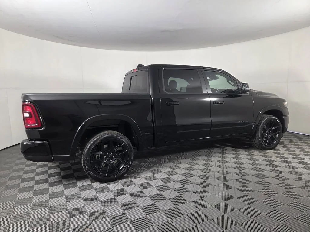 New 2026 Diamond Black Crystal Pearl-Coat Exterior Paint RAM Laramie image 5