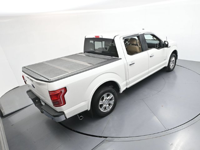 Used 2017 White Platinum Clearcoat Metallic Ford Lariat image 47
