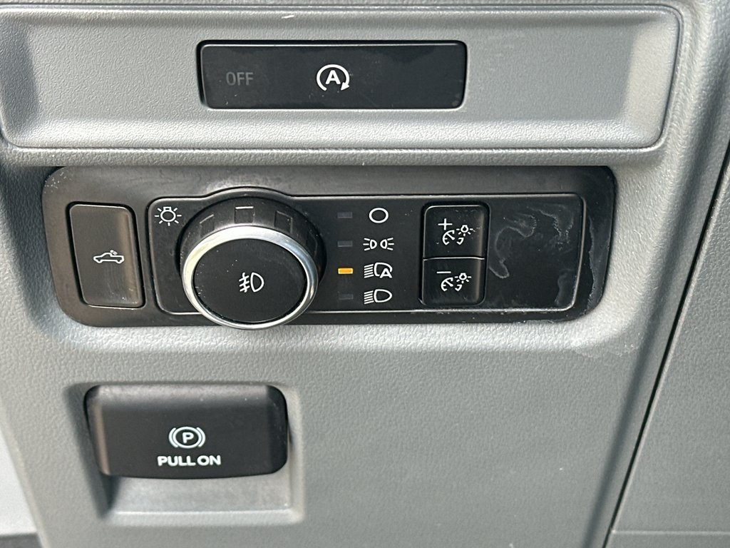 Used 2025 Iconic Silver Metallic Ford XLT image 24