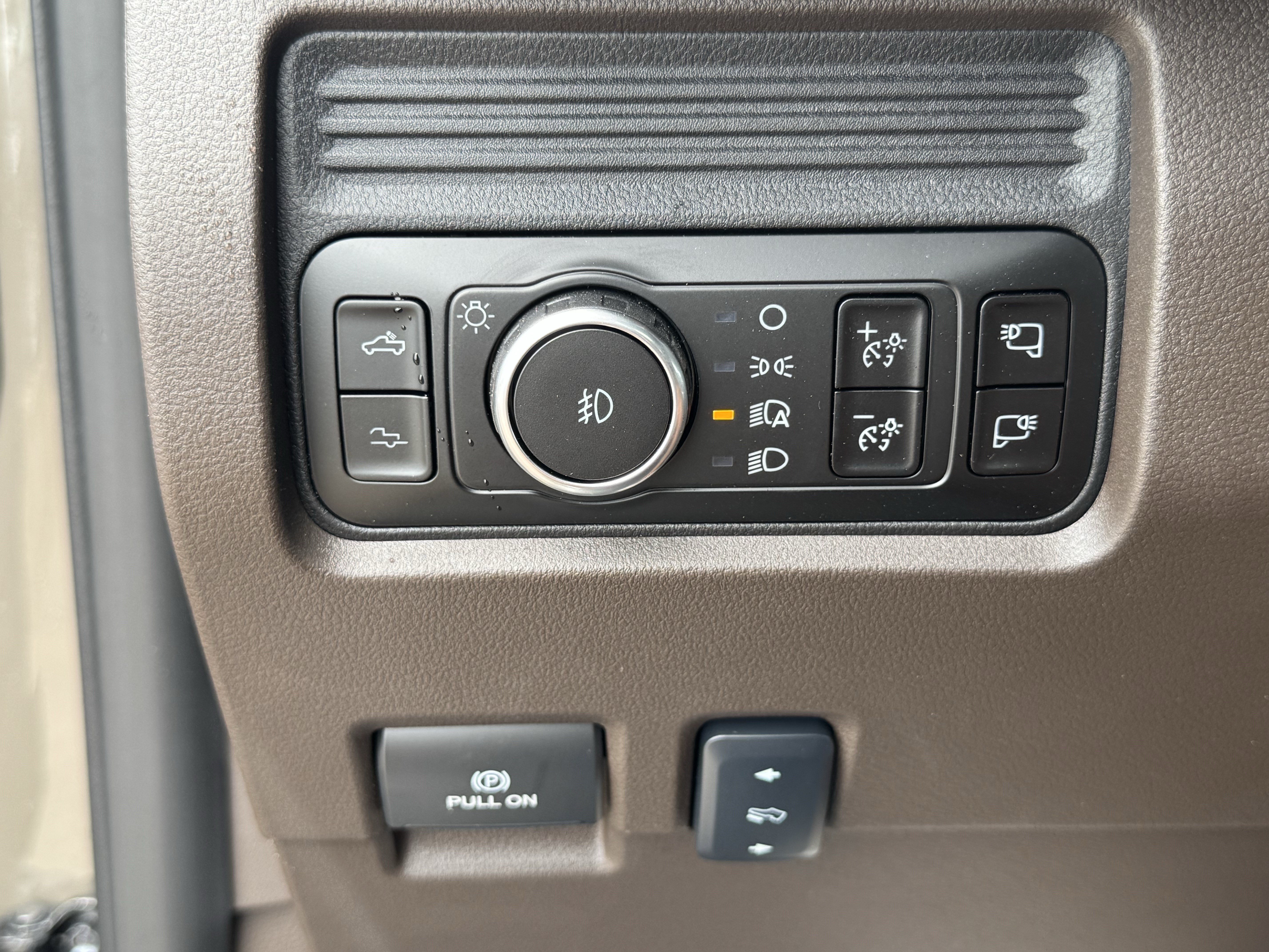 New 2026 Marsh Gray Ford King Ranch image 17