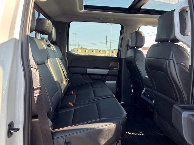 New 2026 Avalanche Ford Lariat image 14