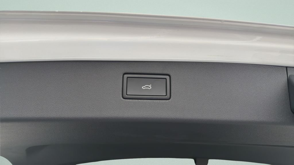 New 2026 Opal White Pearl Volkswagen 2.0T SE R-Line Black image 23