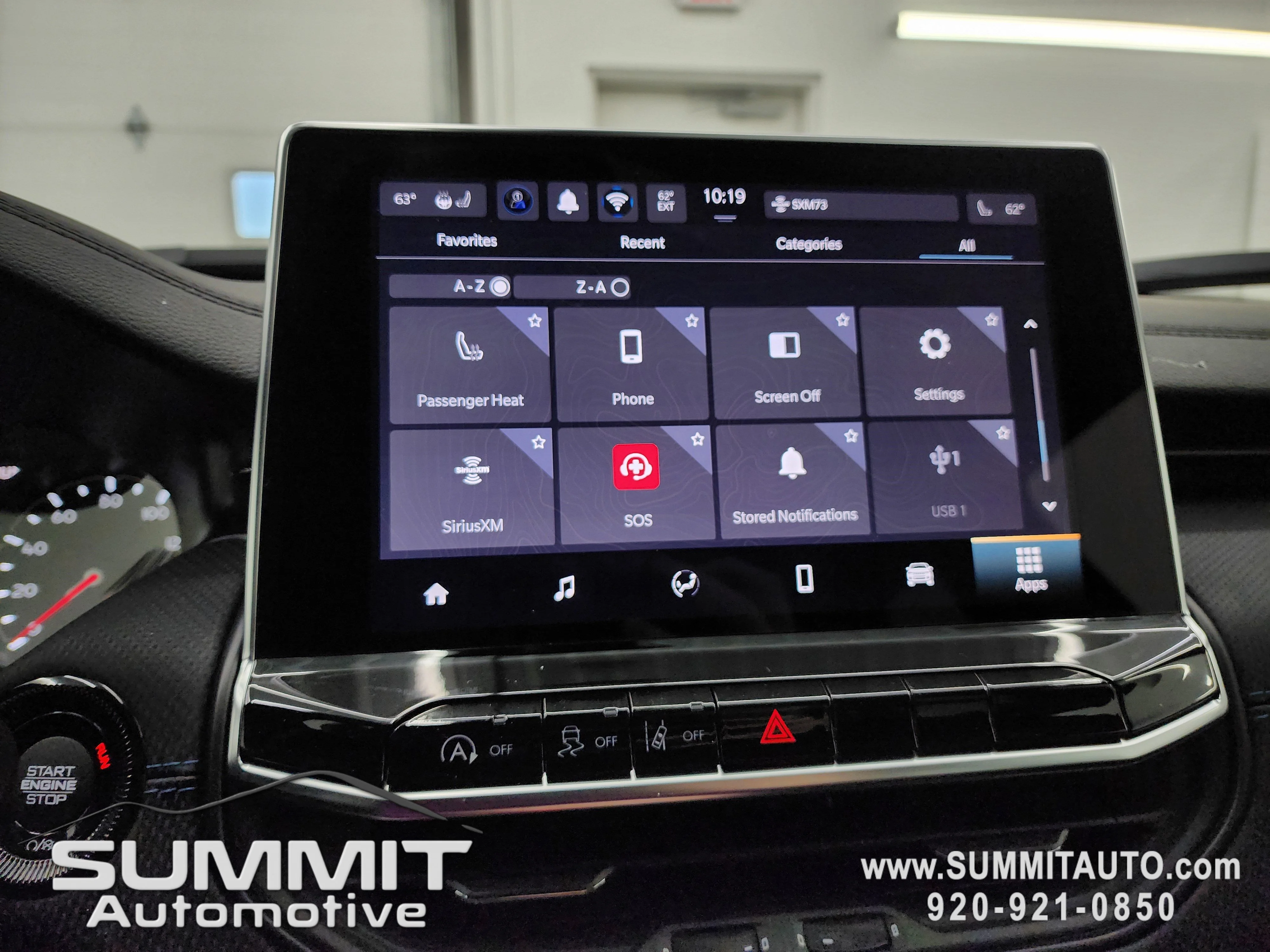 New 2026 Diamond Black Crystal Pearlcoat Jeep Latitude image 56