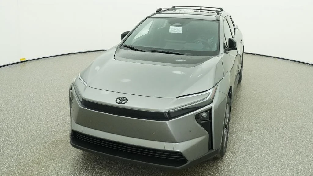 New 2026 Heavy Metal Toyota XLE image 26
