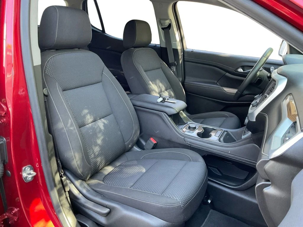 Used 2023 Red GMC SLE image 28
