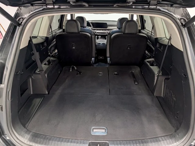 Used 2024 Black Kia EX image 31
