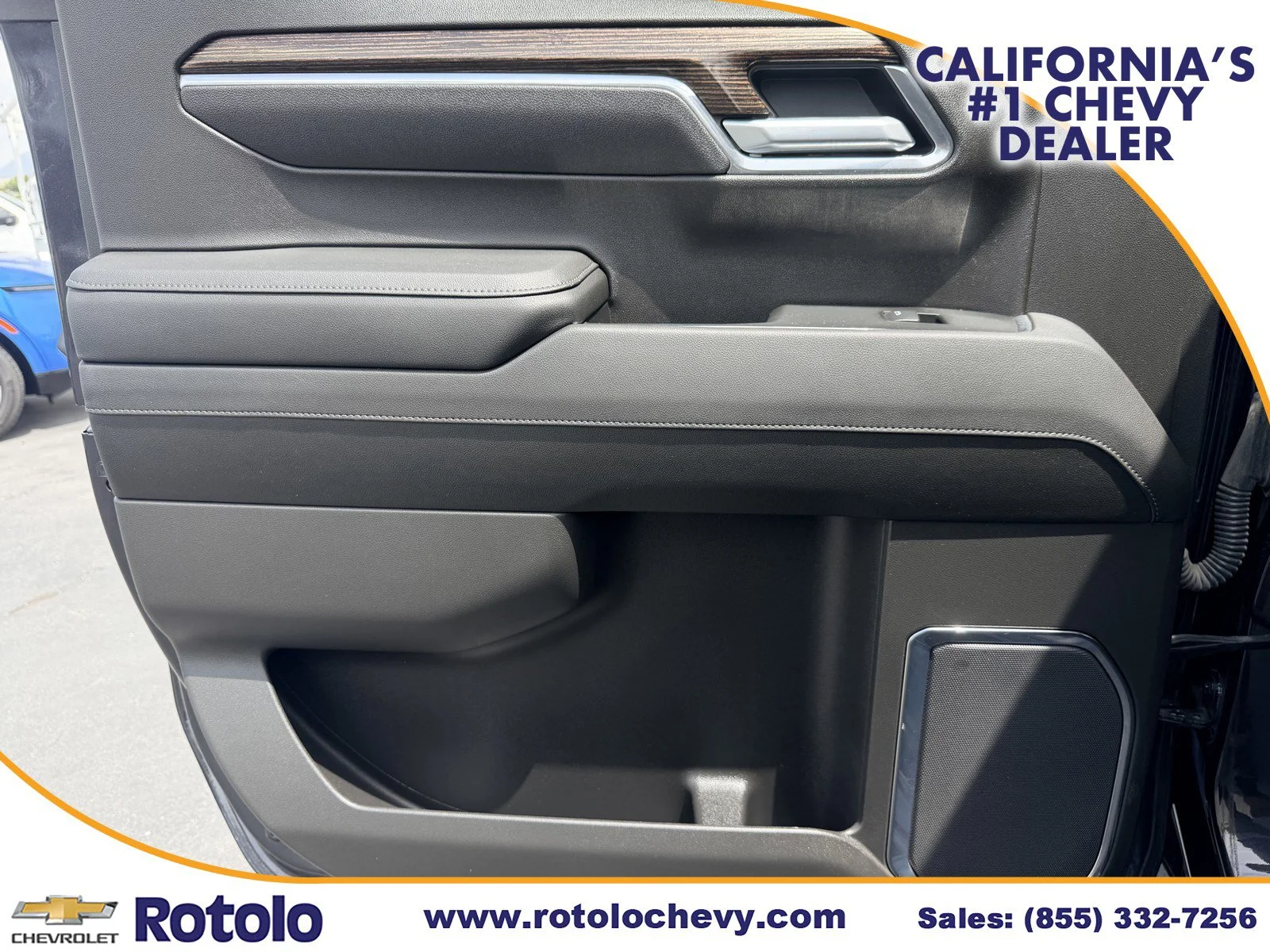 Used 2025 Titanium Rush Metallic GMC Elevation image 16