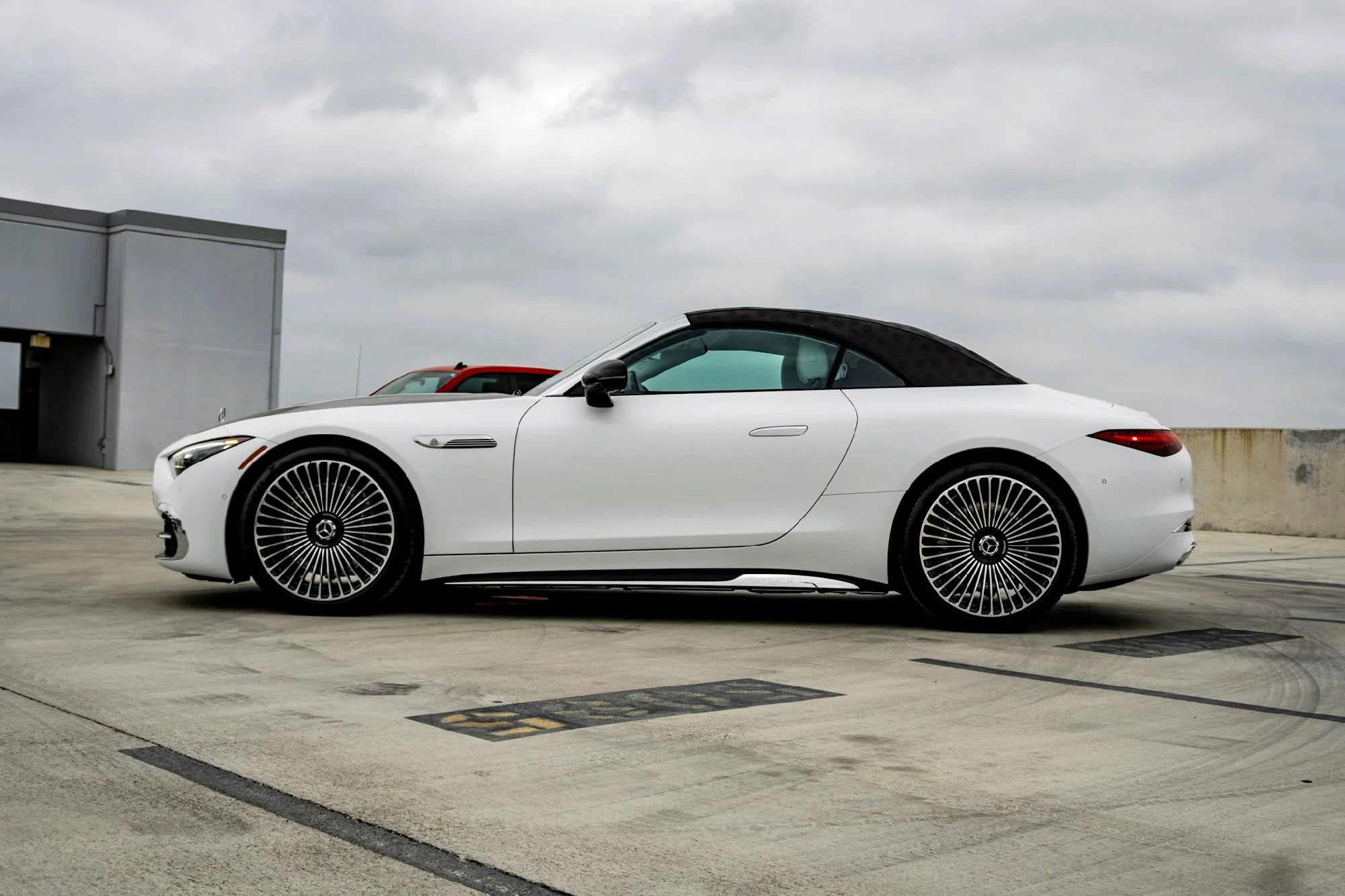 New 2026 White Mercedes-Benz Maybach SL 680 Monogram Series image 10
