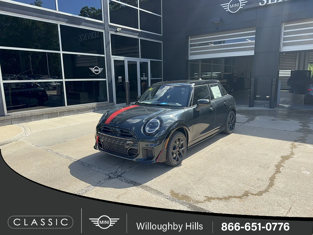 2026 MINI Hardtop Cooper S's photo