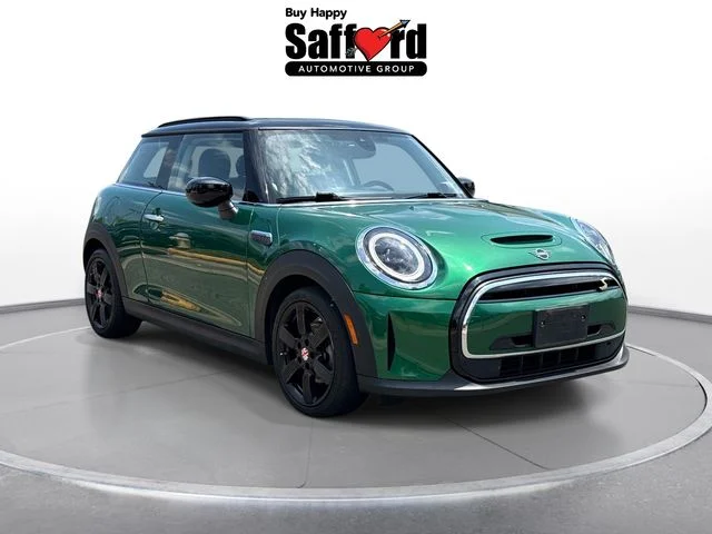 Used 2023 Green MINI Base image 10