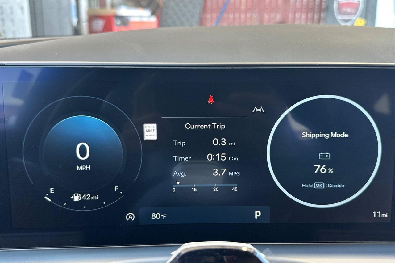 New 2026 Ecotronic Gray Hyundai SEL Premium FWD image 25