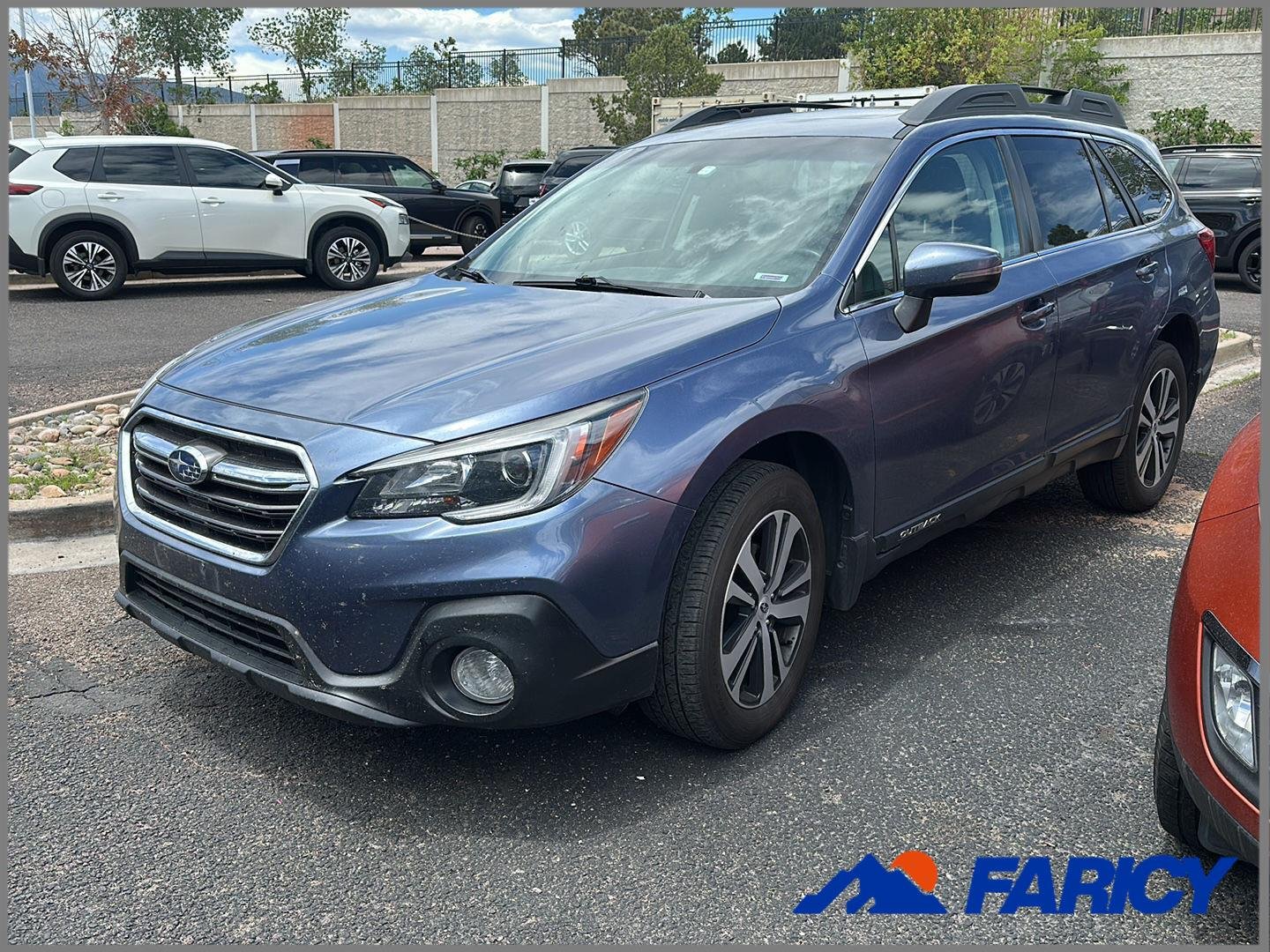 Used 2018 Twilight Blue Metallic Subaru Limited image 1