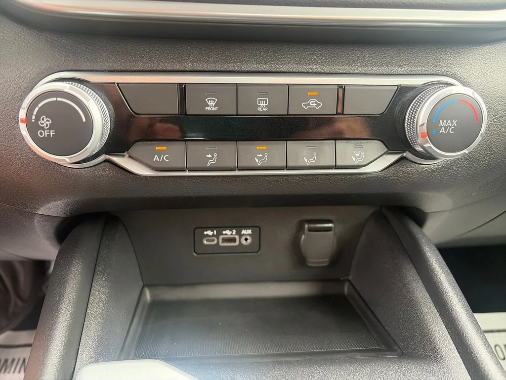 Used 2022 Gray Nissan 2.5 SV image 18