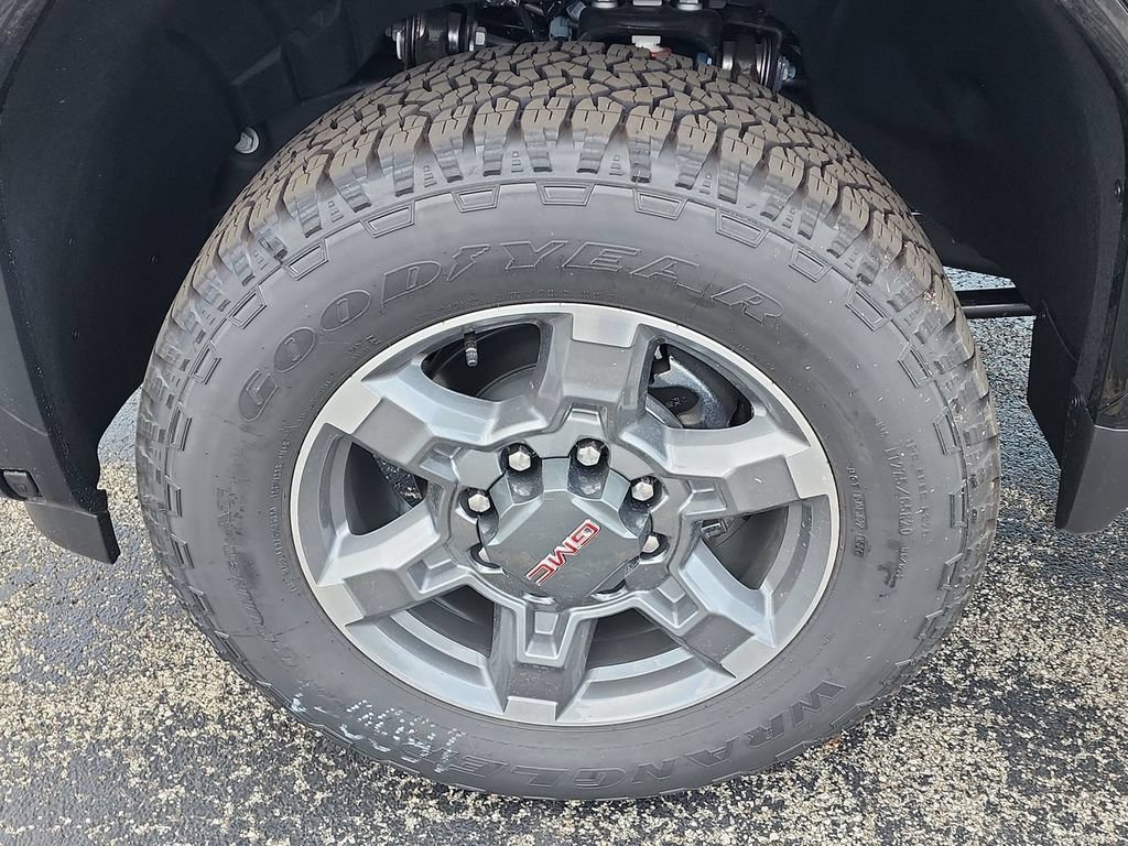2026 GMC Sierra 2500HD SLT - Photo 10