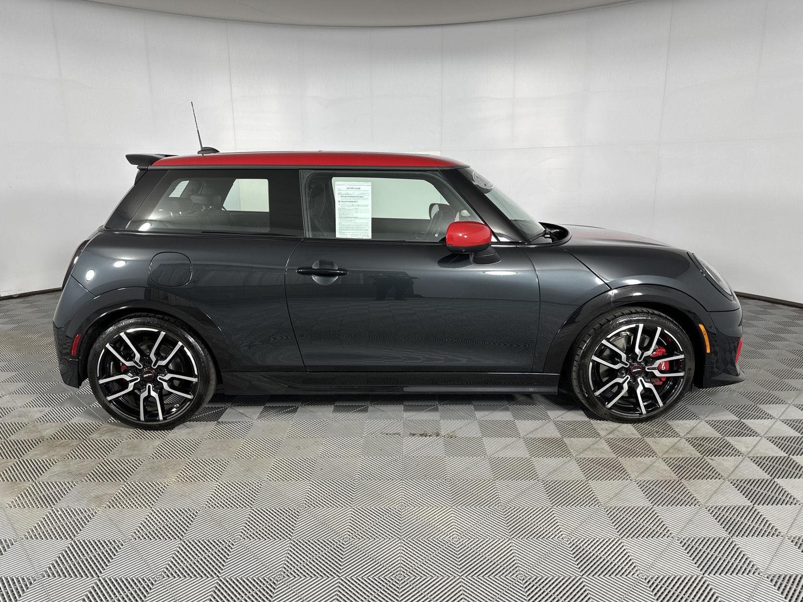 Used 2025 Legend Grey Metallic MINI John Cooper Works image 27