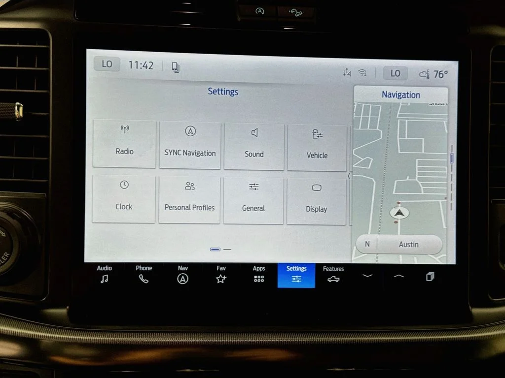 Used 2026 Avalanche Ford Lariat image 18