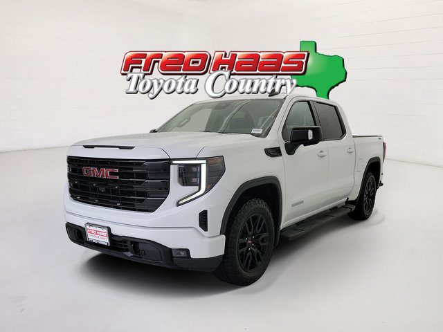 2023 GMC Sierra 1500 Elevation