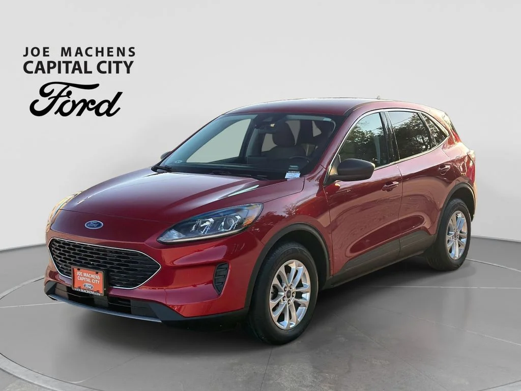 Used 2022 Red Ford SE image 9
