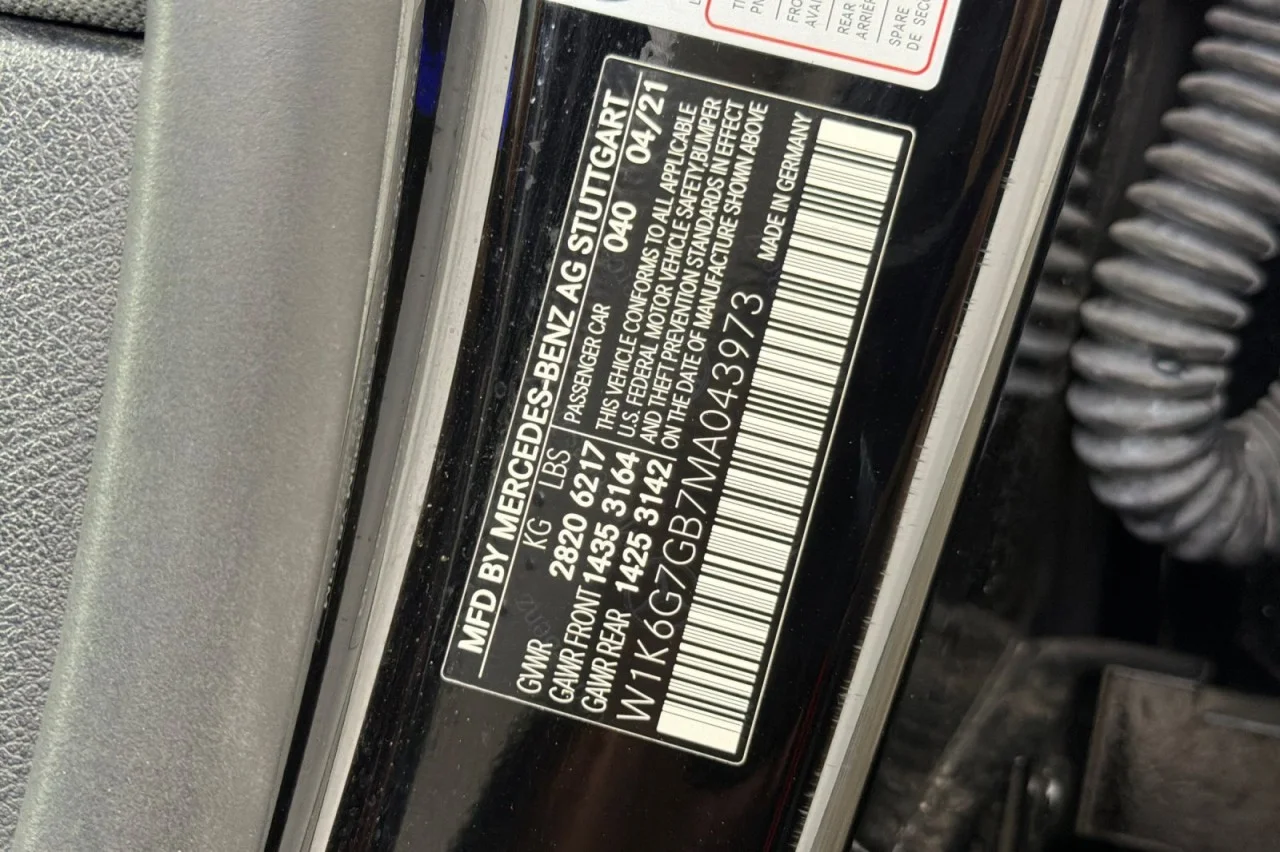 Used 2021 Black Mercedes-Benz S 580 image 27