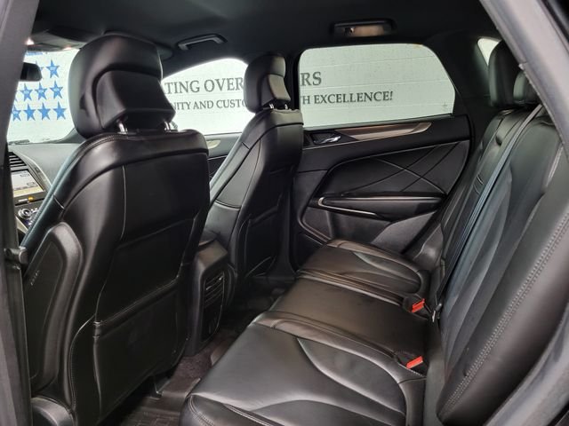 Used 2018  Lincoln Select image 22