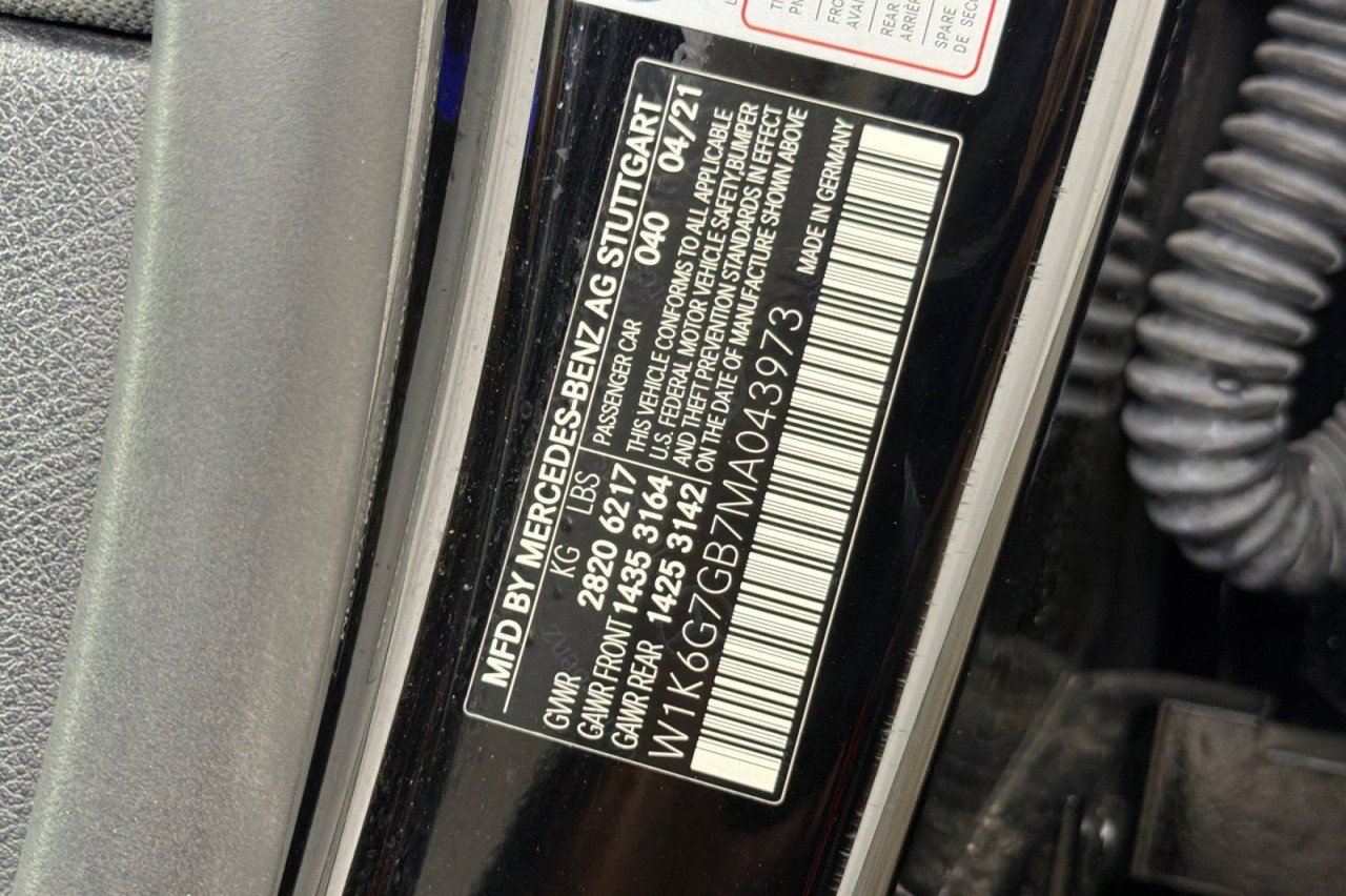 Used 2021 Black Mercedes-Benz S 580 image 27