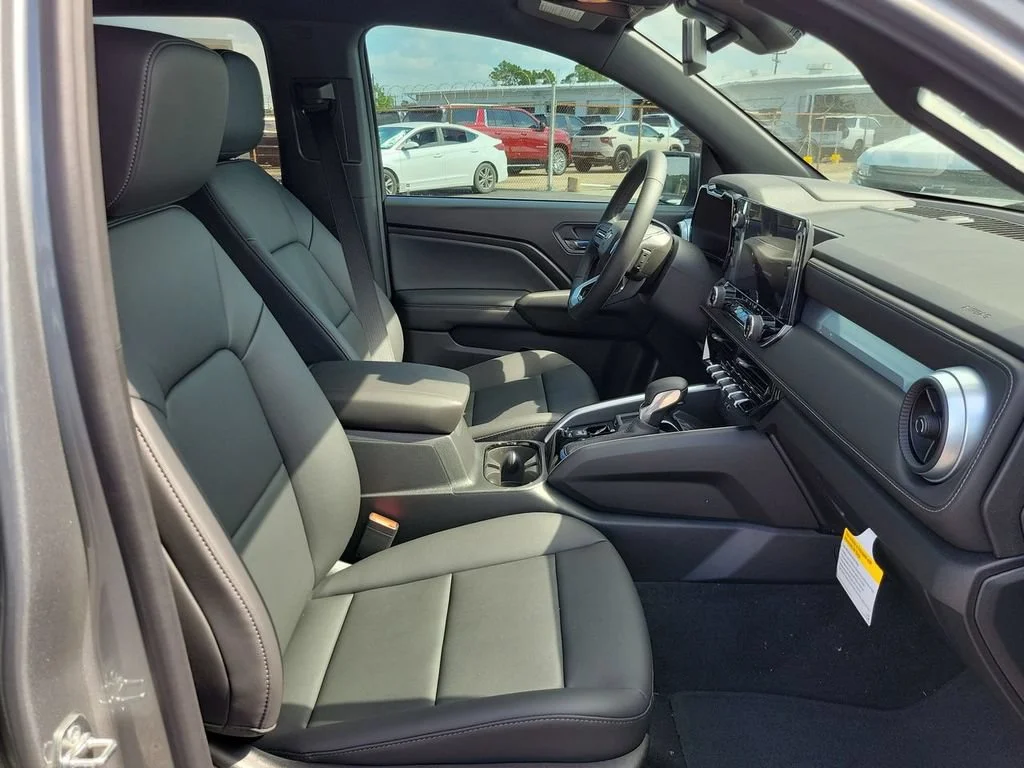 New 2026 Sterling Gray Metallic Chevrolet LT image 28
