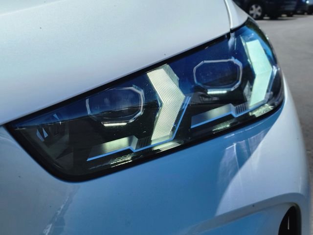 Certified Used 2024 White BMW xDrive40i image 10