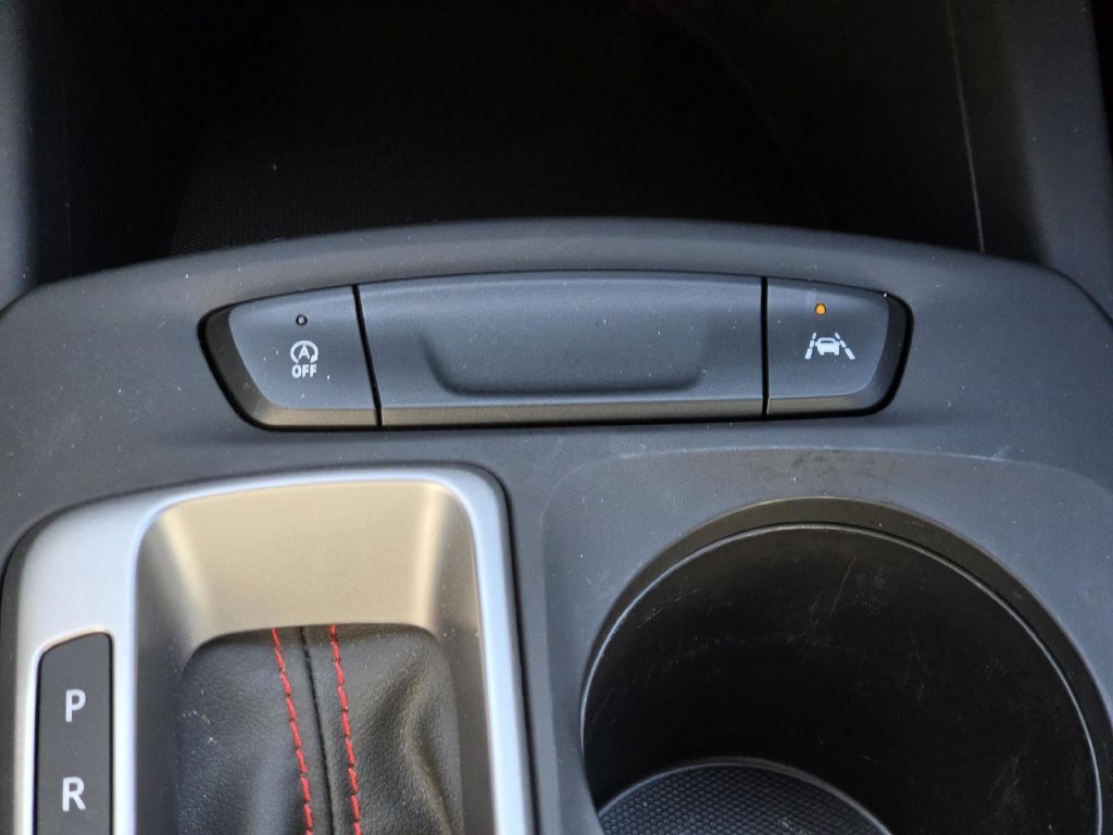 Used 2025 White Chevrolet 1RS image 25