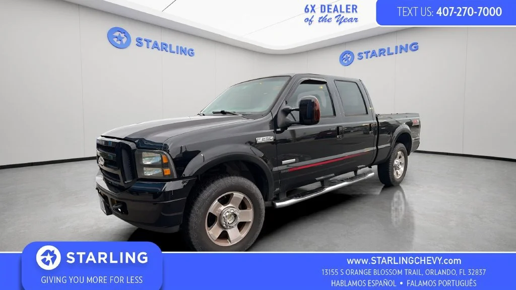 Used 2007  Ford XL image 1