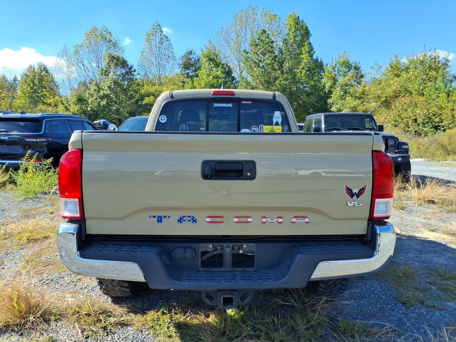 Used 2017  TOYOTA  image 12