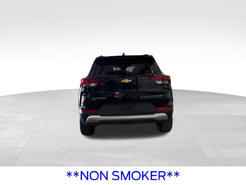 Certified Used 2025 Mosaic Black Metallic Chevrolet LT image 6