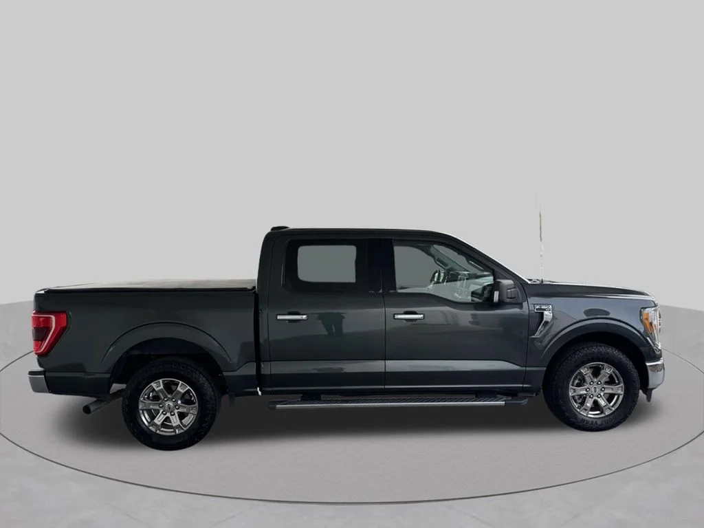 Used 2021 Gray Ford XLT image 7