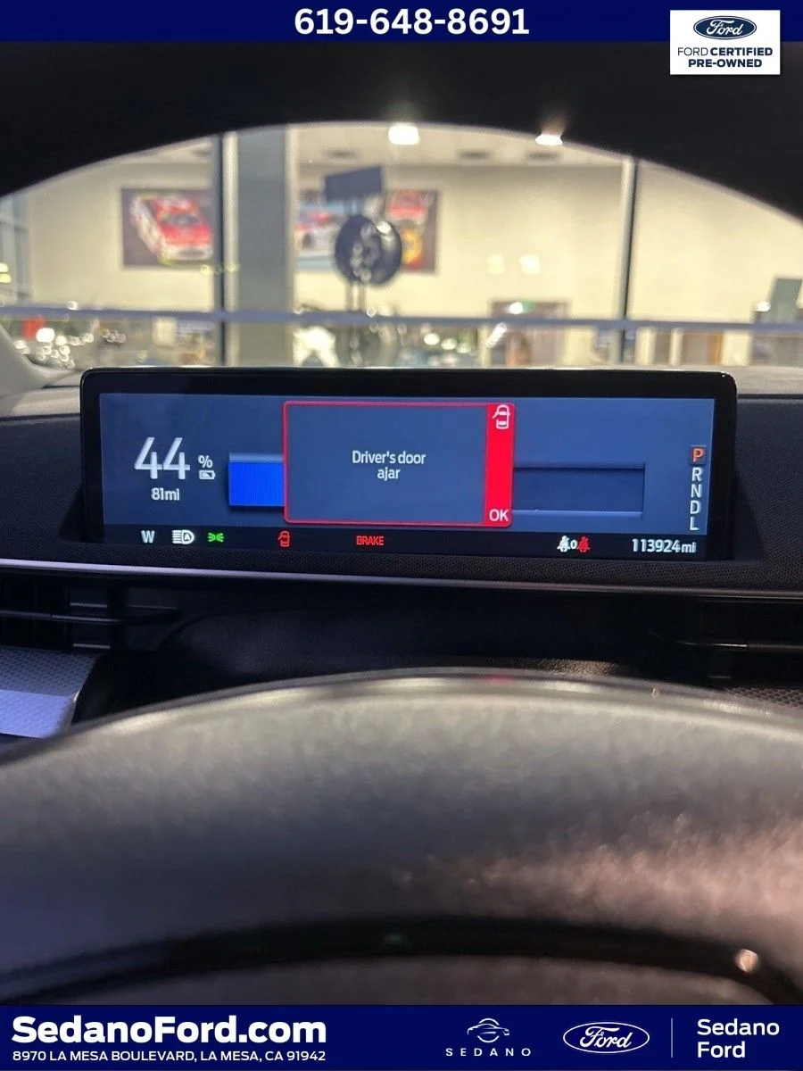 2021 Ford Mustang-Mach-e Select's photo
