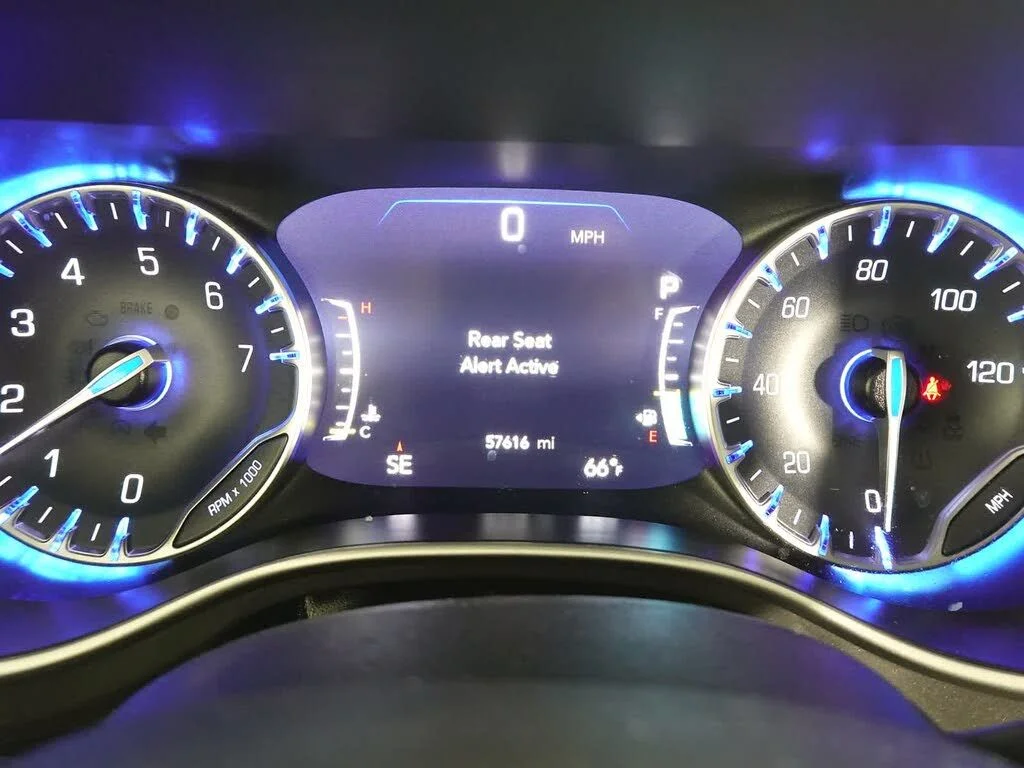 Used 2024 White Chrysler Touring L image 8