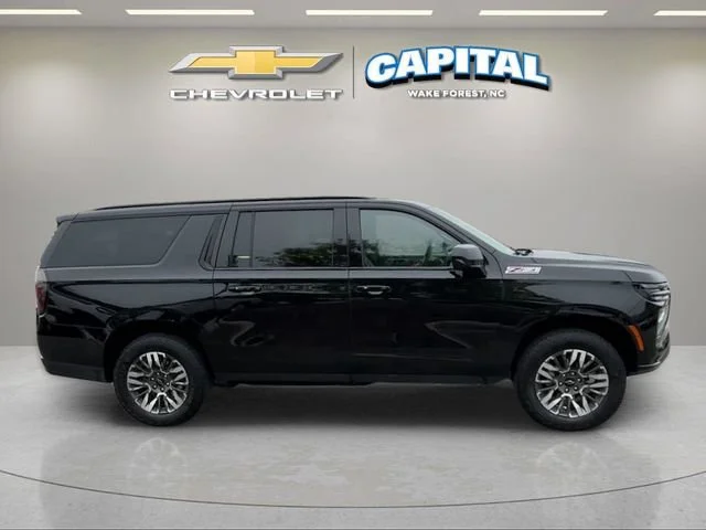 Used 2025 Black Chevrolet Z71 image 6