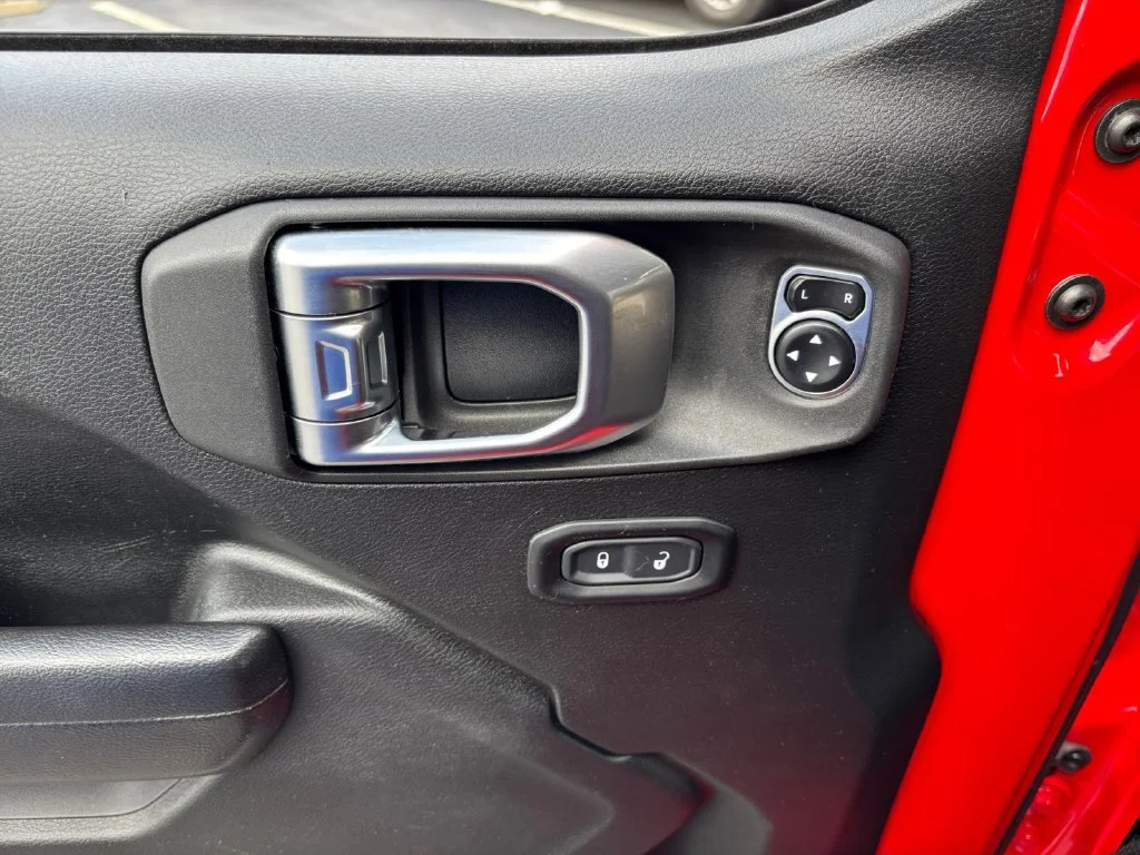 Used 2020 Red Jeep Rubicon image 29