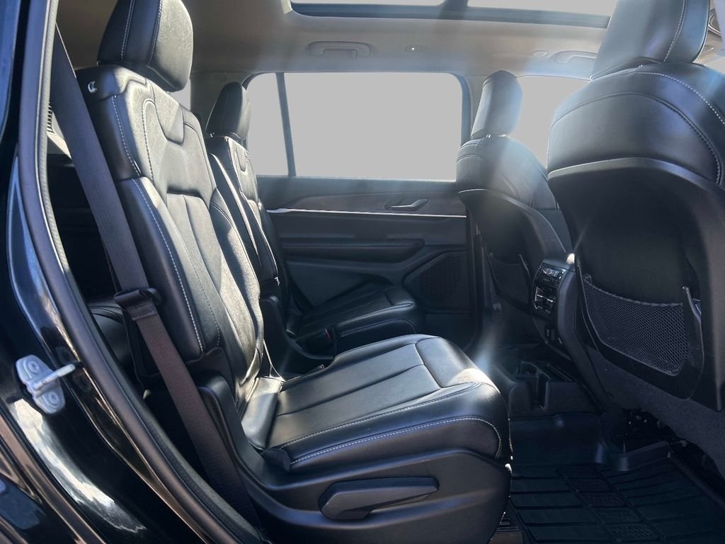 Used 2023 Black Jeep Limited image 18