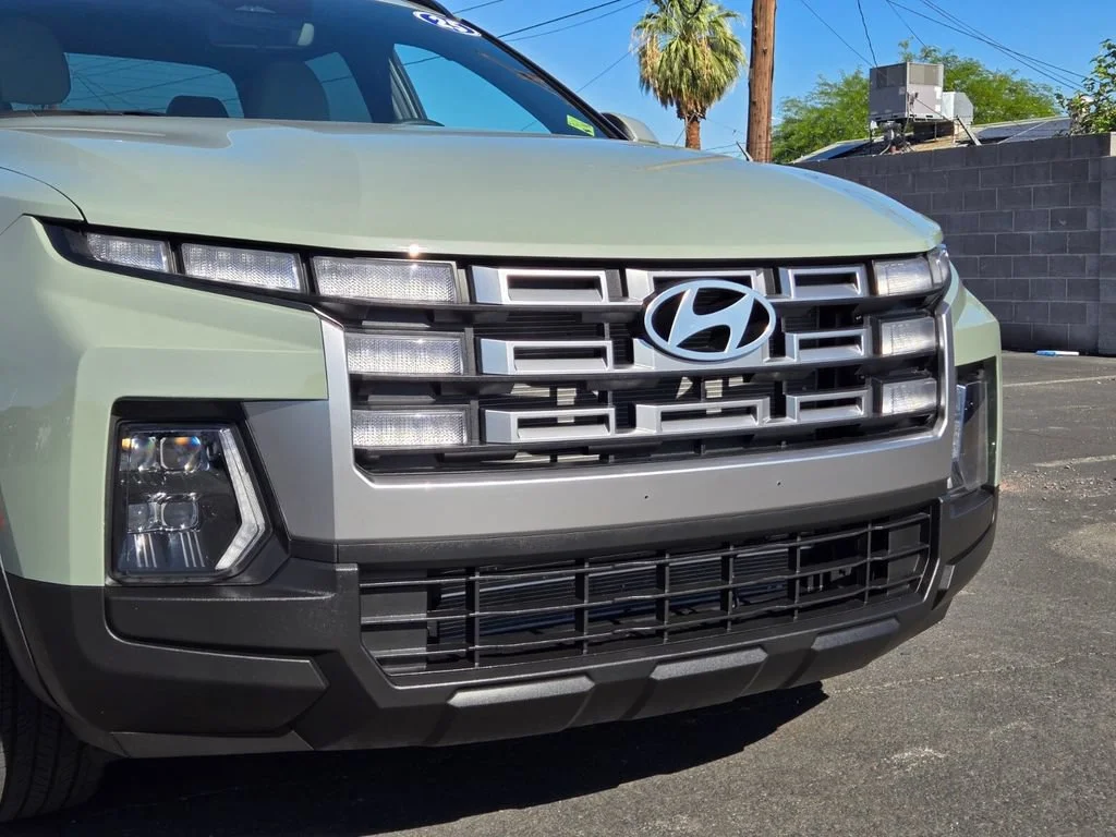 Used 2025 Sage Gray Hyundai SEL image 8