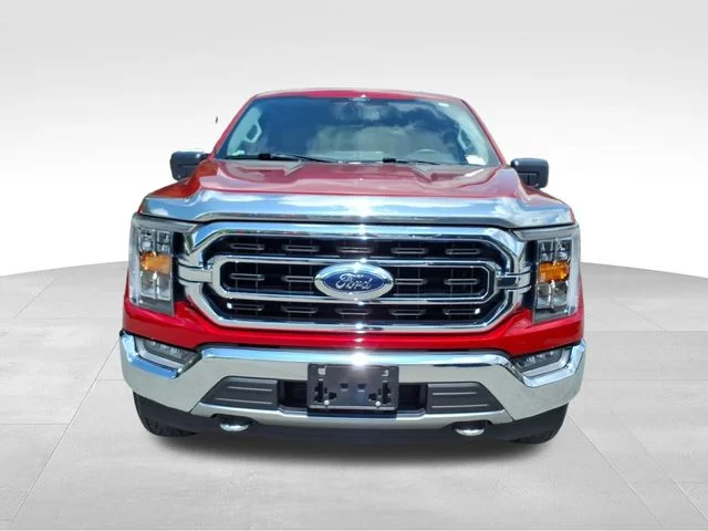 Used 2021 Red Ford XLT image 16