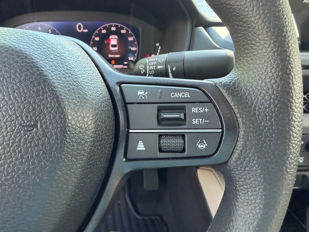 New 2026 Platinum White Pearl Honda LX image 19