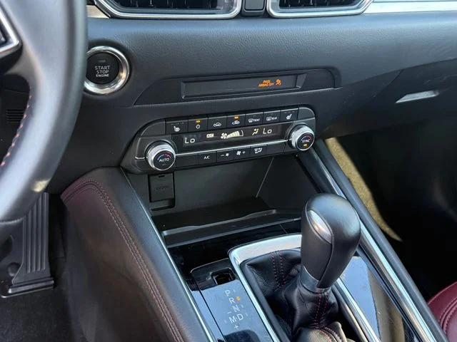 Used 2025 Jet Black Mazda 2.5 S Carbon Edition image 24