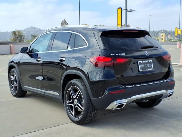 New 2026 Black Mercedes-Benz GLA 250 image 21