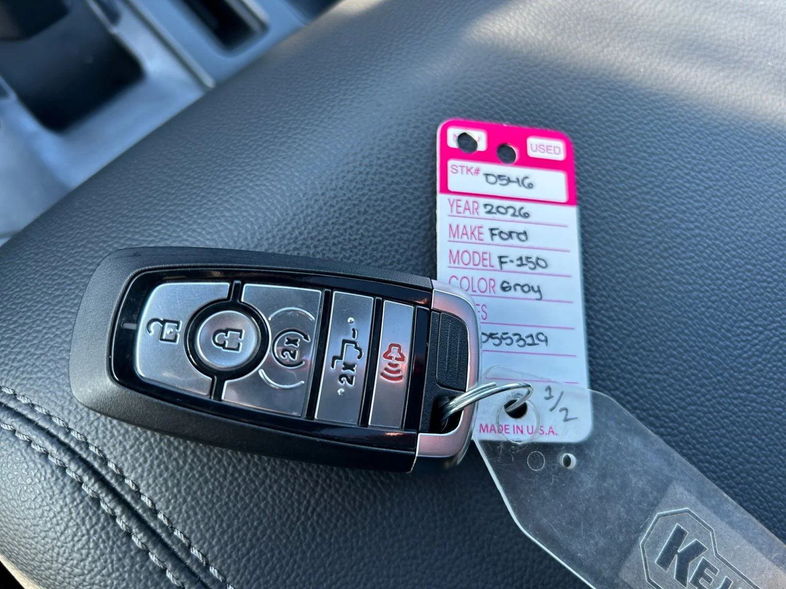 New 2026 Carbonized Grey Metallic Ford Lariat image 26