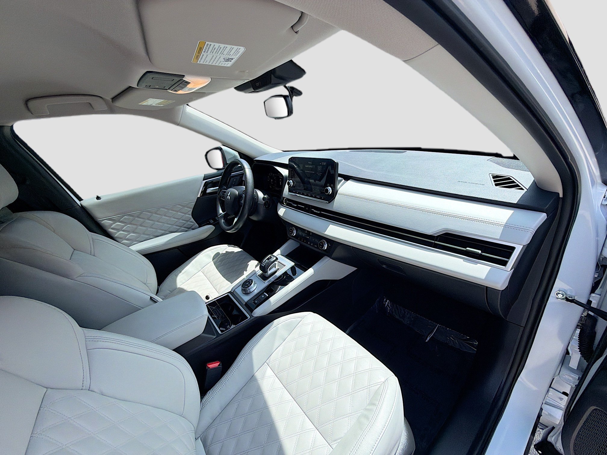 2024 Mitsubishi Outlander SEL - Photo 30