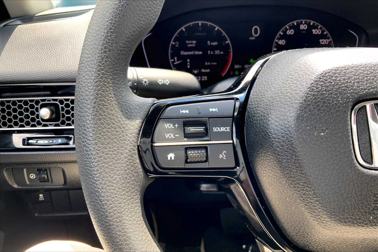 Used 2026 Meteorite Gray Metallic Honda LX image 22