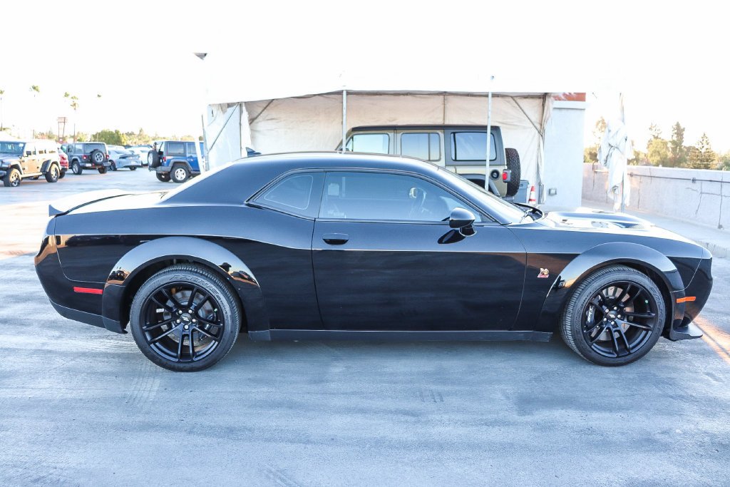 Used 2023 Pitch Black Clearcoat Dodge R/T Scat Pack Widebody image 13