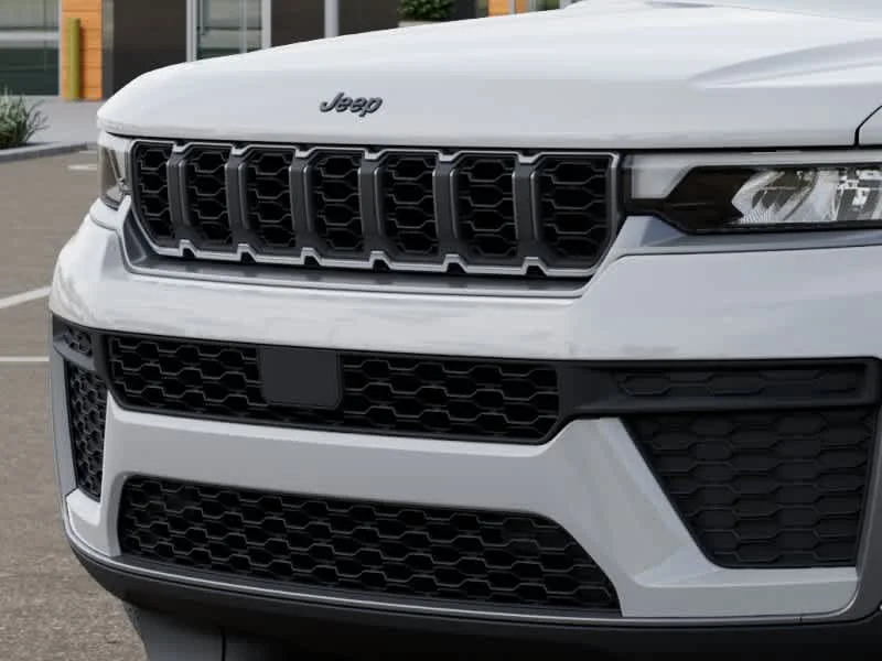 New 2026 Bright White Clearcoat Jeep Laredo Altitude image 11