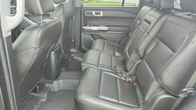 Certified Used 2023 Gray Metallic Ford XLT image 22